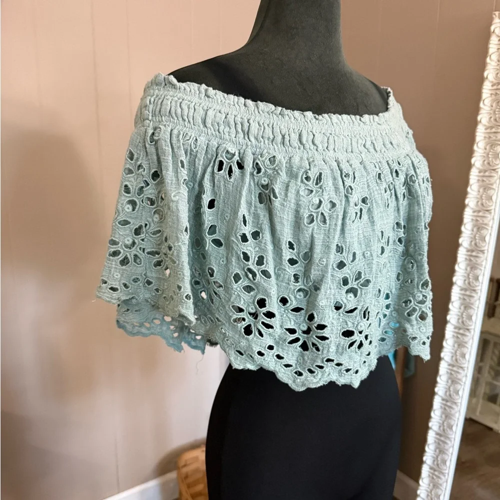 Free People One • Perla Eyelet Lace Crop Top